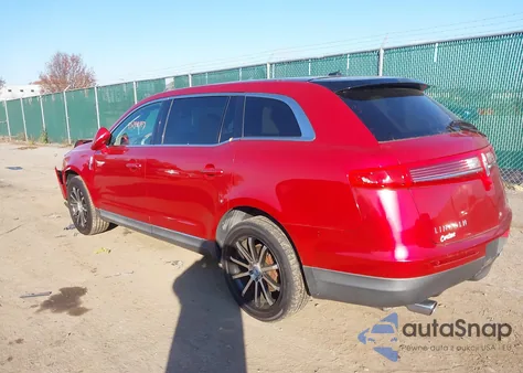 2010 Lincoln Mkt from USA, damaged, VIN 2LMHJ5AR8ABJ17819